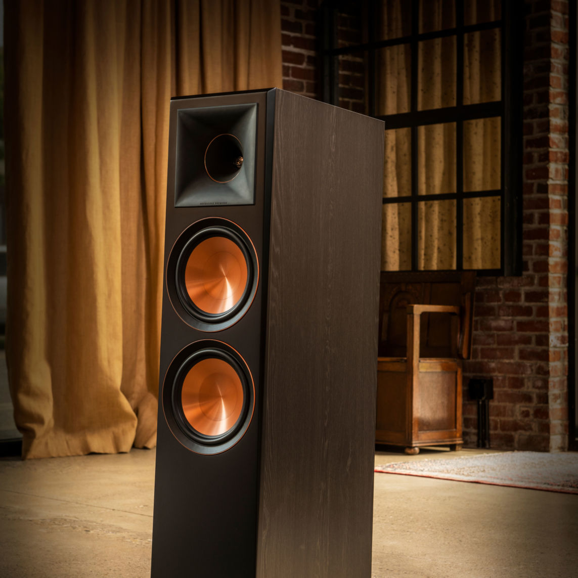 Klipsch-8000F-1